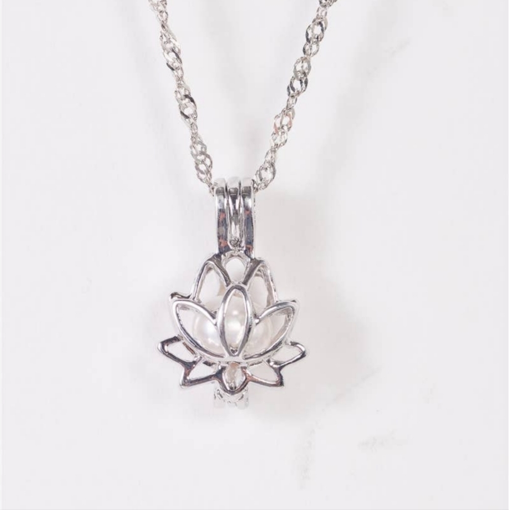Silver Lotus Pearl Necklace - Picture 1 of 3